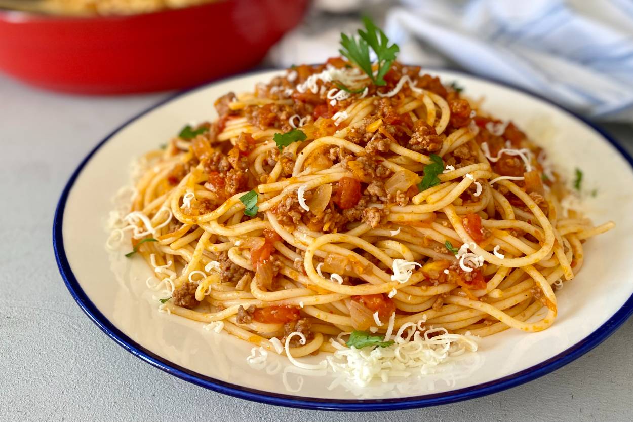 Spageti Bolonez